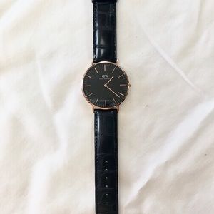 Daniel Wellington Classic 40mm watch